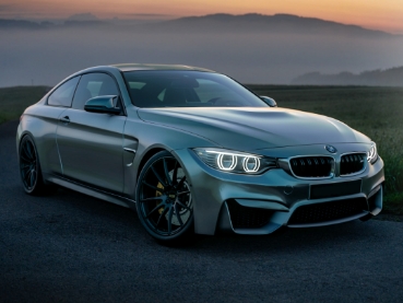 カスタム事例Aへのリンク